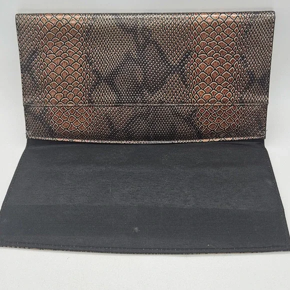 Miche Purse Shell Clutch Snake Print Faux Leather Bronze Brown Magnetic Closure - Picture 3 of 10